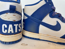 Load image into Gallery viewer, 1985 Kentucky Wildcats Dunk Custom