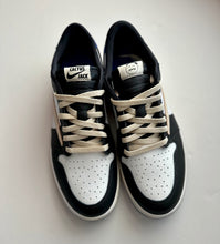 Load image into Gallery viewer, Travis Scott Jordan 1 Low ‘Fragment’ Custom