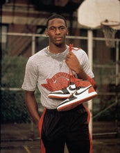 Load image into Gallery viewer, 1985 Jordan 1 'Black Toe' Custom
