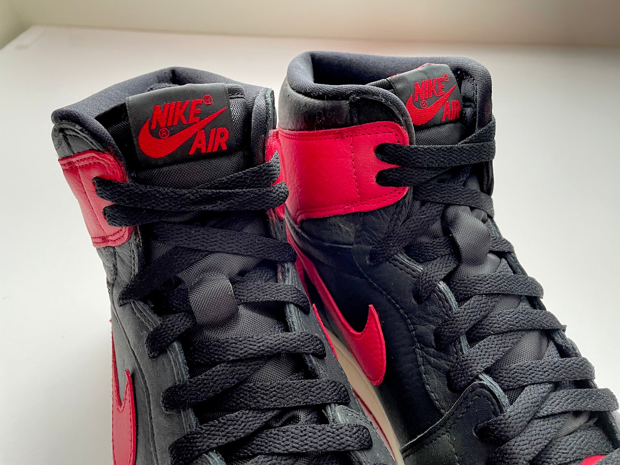 1985 Jordan 1 'Black/Red' Custom – KICKSBYN8 1985 Jordan 1 'Black/Red' Custom – KICKSBYN8