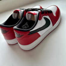 Jordan 1 Low OG ‘Chicago’ Custom
