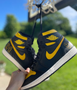 Jordan 1 MAMBA PACK