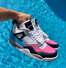Load image into Gallery viewer, Jordan 4 ‘South Beach’
